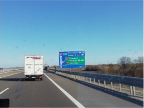 Image 2/11