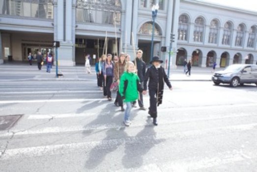 Image 3/9